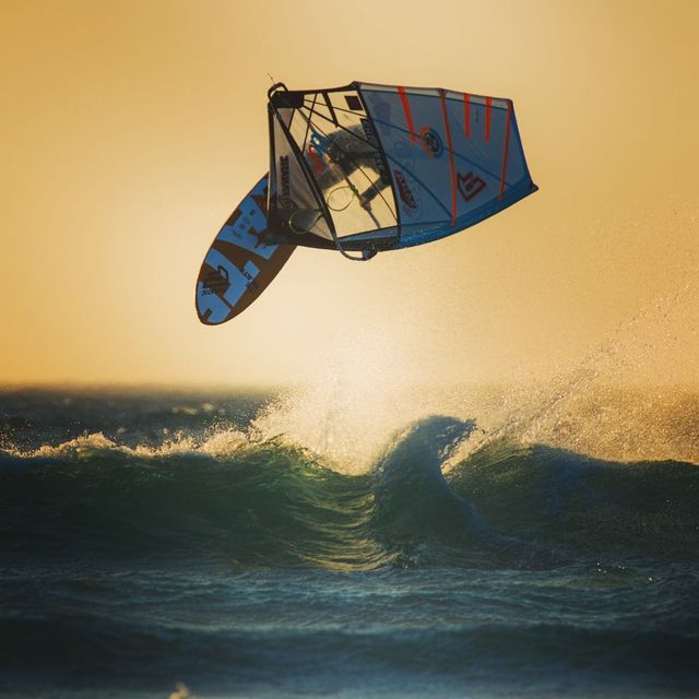 image: After some time-off 🎒🕶📚it's time to hit the road! 📸 @bastischoeffel.photographer @northwindsurf @fanaticwindsurf @chiemsee @mauiultrafins @jaklarpositivevibes @ionactionsports #coolandthegang #nutella #since1982 #chocolate #jaklarpositivevibes by marco_lufen
