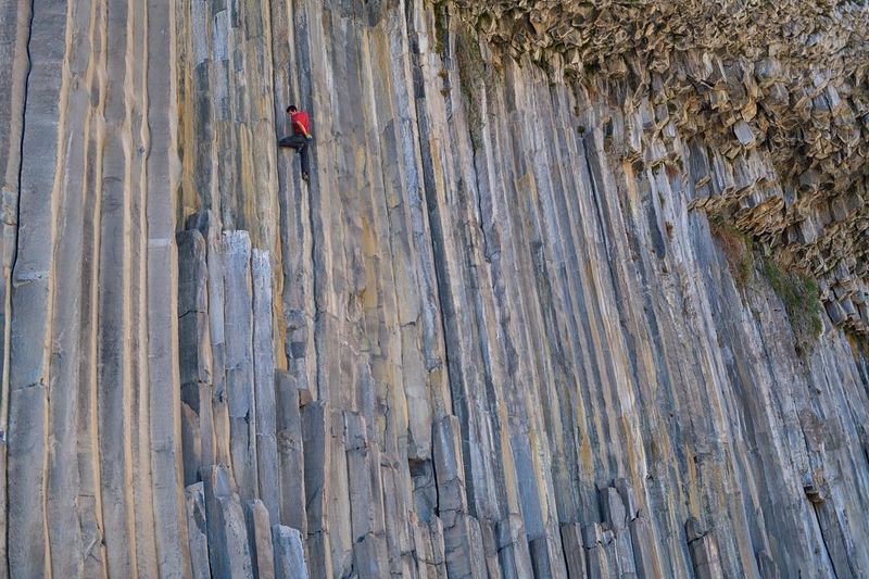 image: Columns on columns! A little shot I took two days ago at the absolutely wild Valle de los Condores of @alexhonnold on his first ever free solo! He might get good at this if he sticks with it! Big thanks to @thenorthfacechile and @thenorthface for... by cedarwright