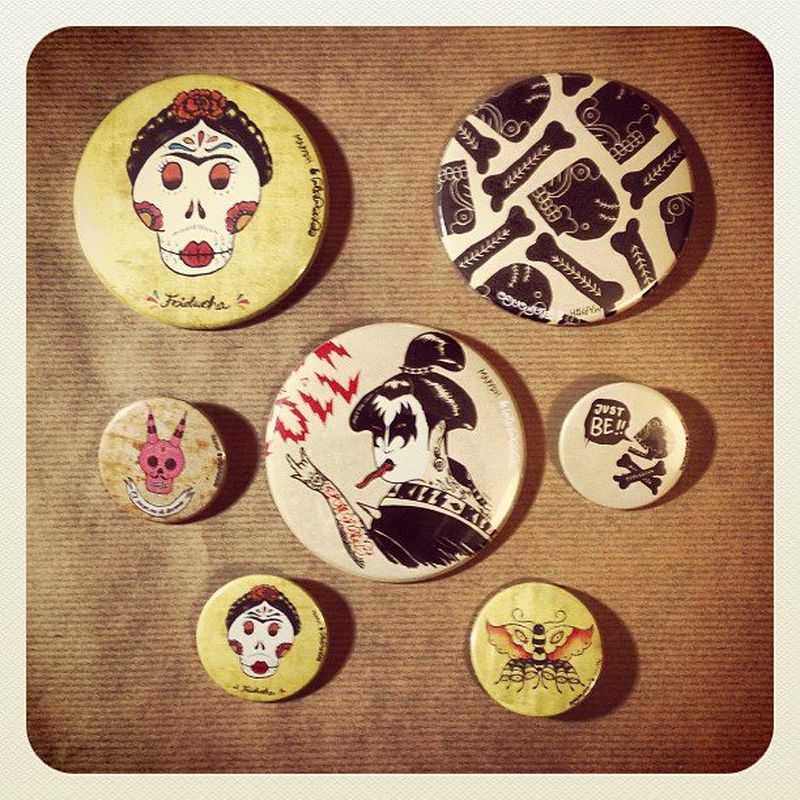 image: CHAPAS / PINS BY MAPYDH by mapydh