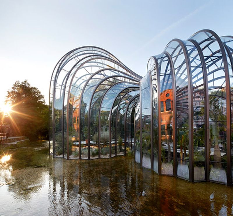image: Bombay Sapphire distillery by rodo