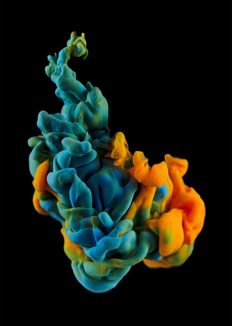 image: BLACKGROUND BY ALBERTO SEVESO by rodo