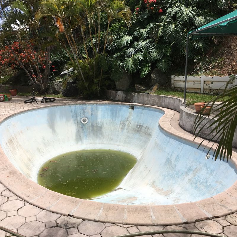 image: We found that pool the other day, so we decided to ask the guy if we can ride it and he said « yes with pleasure, it been a long time that I want to see some guys ride inside » ???The pool has a small water leak, we have to wait a bit before ride it ?... by justinfouque