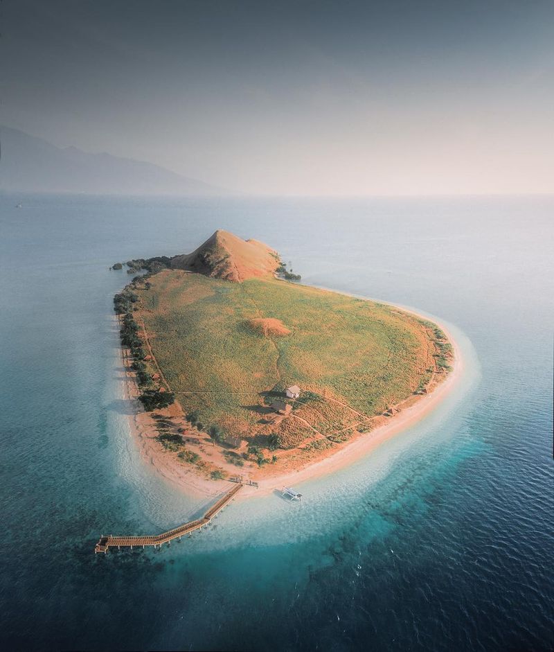 image: Anyone has a dream traveling to all around Indonesia for a year? Or win a Couple Dream Trip?..Semua mimpi-mimpi itu bukan cuma sekedar khayalan kalo kalian ikut #MyBigWish dari @bliblidotcom. Hanya dengan modal belanja seharga 300 ribu, kalian sudah... by iwwm
