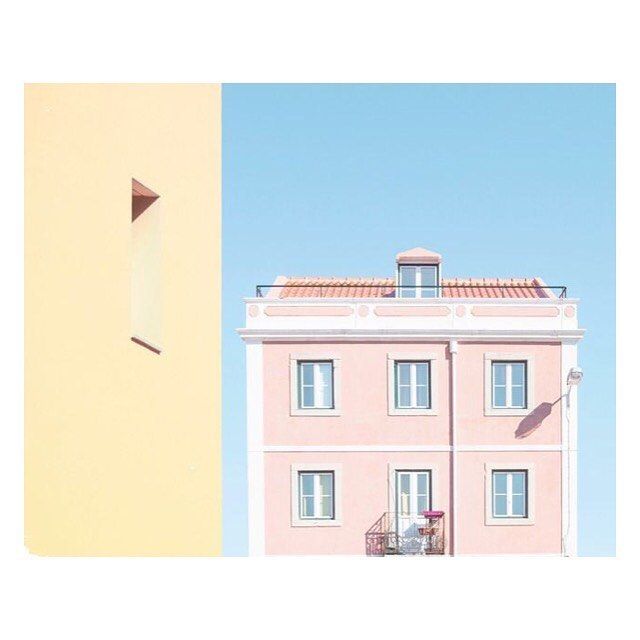 image: Square by matthieuvenot