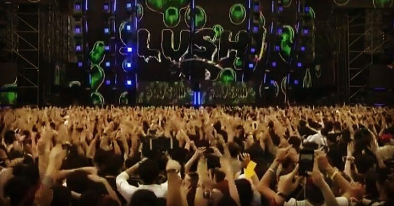 image: #dj#slushii#festival#awesome#vibe#vibeon#people#putyourhandsup#plur#united#music#electronicmusic#musiclife#dance#edmlife#trap#dubstep#housemusic#edmfamily#electronicmusicculture#edmlovers#liveyourlife#lol by electronicmusicculture