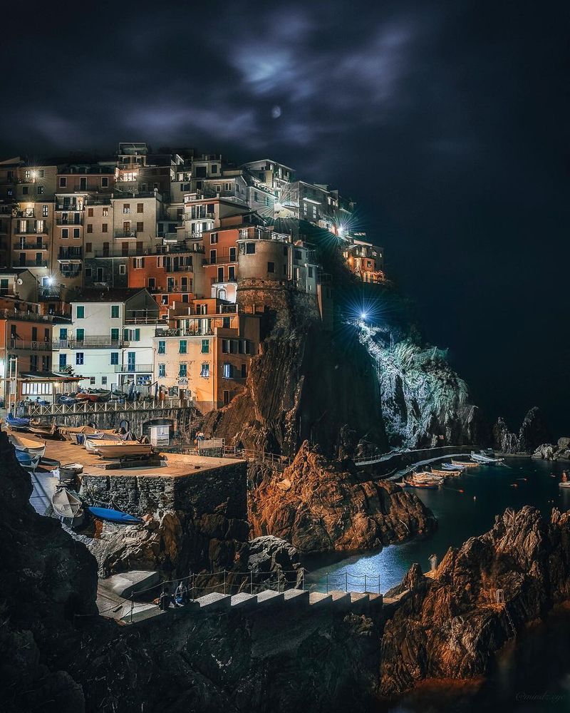 image: Manarola by...... #moodygrams #agameoftones #hello_worldpics #createcommune #jaw_dropping_shots #igbest_shotz #special_shots #master_shots #hsinthefield #superhubs #streets_vision #Citykillerz #tlpicks#beautifuldestinations #earthpix #superhubs #t by mindzeye