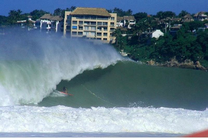 image: Great show yesterday on the #puertoescondidochallenge , hard and heavy conditions for the surfers!Congrats to all who paddled out there yesterday 🙌 but especially to the two Europeans who made the final, the human on the photo @tomloweyo for the 3rd... by natxogonzalez